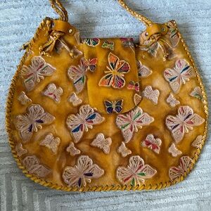 Large yellow genuine leather bag sewn in waxed thread, HANDMADE with internal po
